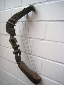 Afrikanisches Brauchtum: Musikinstrument