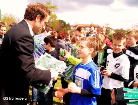IGS Mühlenberg: 96 macht Schule-Cup