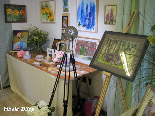 Pop-Up-Galerie Munzeler Strae: Malerei & Floristik