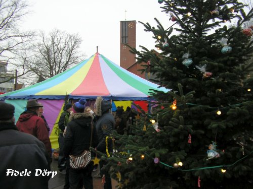 Weihnachtsmarkt des Oberricklinger Butjerbrunnenvereins (OBV) zum 1. Advent