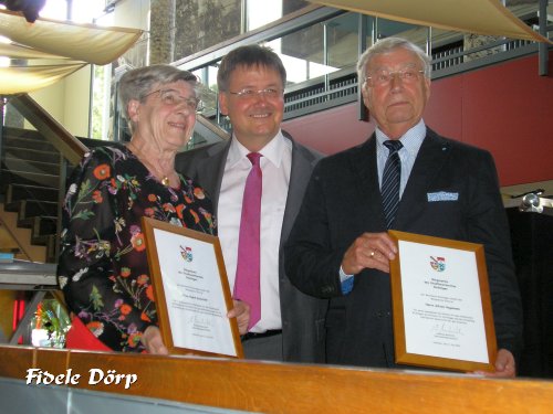 Bürgerpreisverleihung 2016 des Stadtbezirksrates Ricklingen: Sigrid Eichstädt, Bezirksbürgermeister Andreas Markurth und Alfred Hagemann (v.l.)
