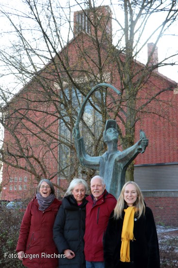 Kathrin Bernhardt, Marlies Ahlers, Volker Hartmann und Dr. Sigrid Lampe-Densky (v.l. / Foto: Jürgen Riechers)
