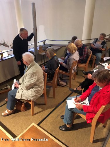 Engagierte Frauen an der Lobback-Orgel