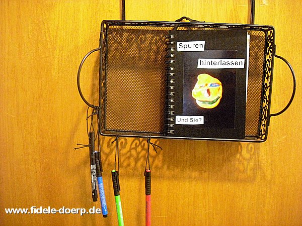 Spuren können auch die Besucherinnen und Besucher der Ausstellung hinterlassen