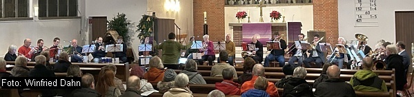 Posaunenchor St. Thomas beim Adventskonzert am 10.12.2023 (Foto: Winfried Dahn)