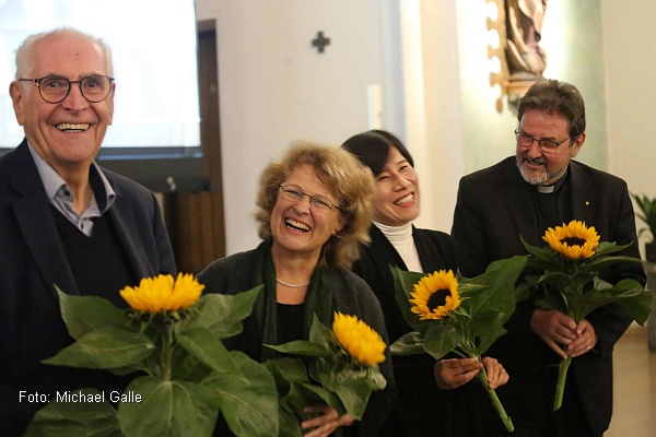 Dank den Akteuren: Prof. Rolf Wernstedt, Sabine Angela Lauer, Eun-Bae Jeon und Propst Wolfgang Semmet (v.l./Foto: Michael Galle)
